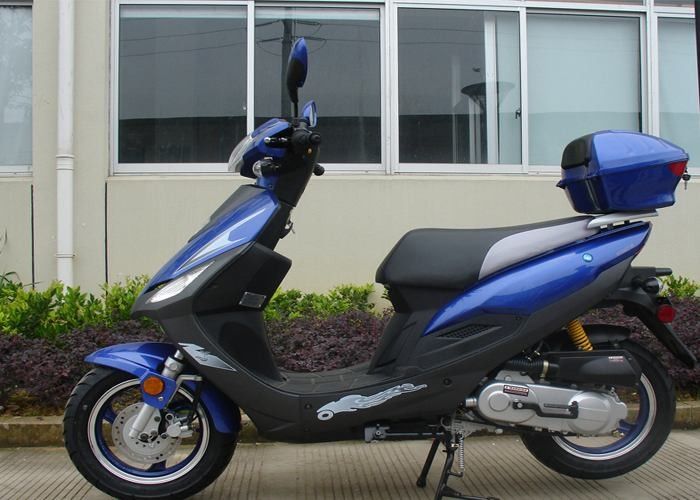 알루미늄 구조 헤드라이트를 가진 성숙한 모터 스쿠터 12V 7A 파란 50cc 모터 스쿠터