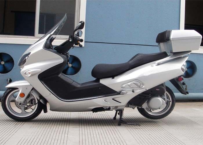 TCI 점화 체계 성숙한 모터 스쿠터 14L 150cc 탱크 스쿠터 4.4 유류 소비