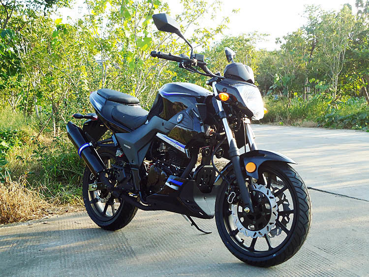 공기는 신호등을 가진 고성능 오토바이 250cc 단 하나 실린더 오토바이를 냉각했습니다