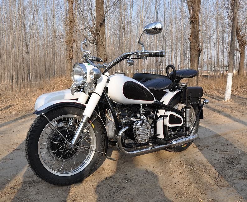 Changjiang 작풍 750cc 고성능 오토바이는 3개의 좌석을 가진 엔진 오토바이를 두배로 합니다