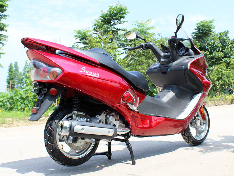 300cc CVT 물에 의하여 냉각되는 엔진 성숙한 모터 스쿠터 정면 원판 후방 디스크 브레이크