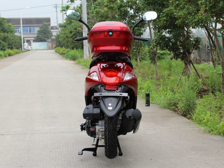 CVT 장치 50cc 공냉식 성숙한 모터 스쿠터 수평한 유형 단 하나 실린더