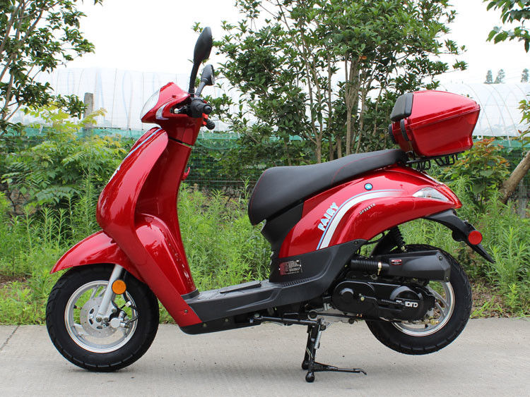 CVT 장치 50cc 공냉식 성숙한 모터 스쿠터 수평한 유형 단 하나 실린더